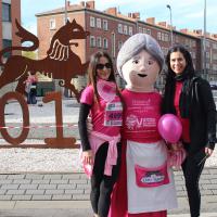 Doña Rogelia y Patatas Hijolusa Apoyan la Investigación para Vencer el Cáncer de Mama