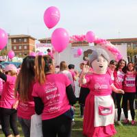 Doña Rogelia y Patatas Hijolusa Apoyan la Investigación para Vencer al Cáncer de Mama
